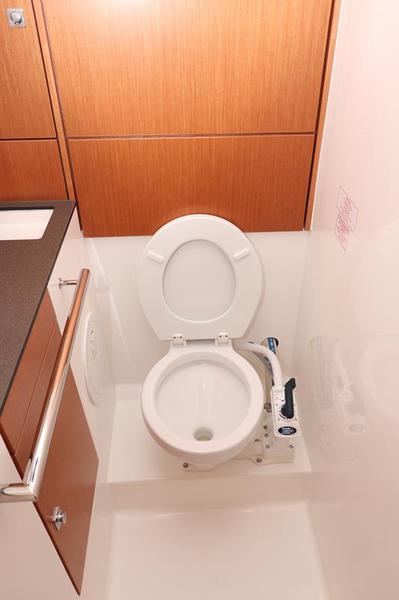 Book yachts online - sailboat - Bavaria Cruiser 46. - Anett - rent