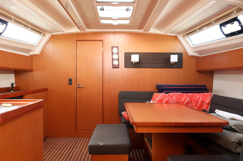 Book yachts online - sailboat - Bavaria Cruiser 46. - Anett - rent