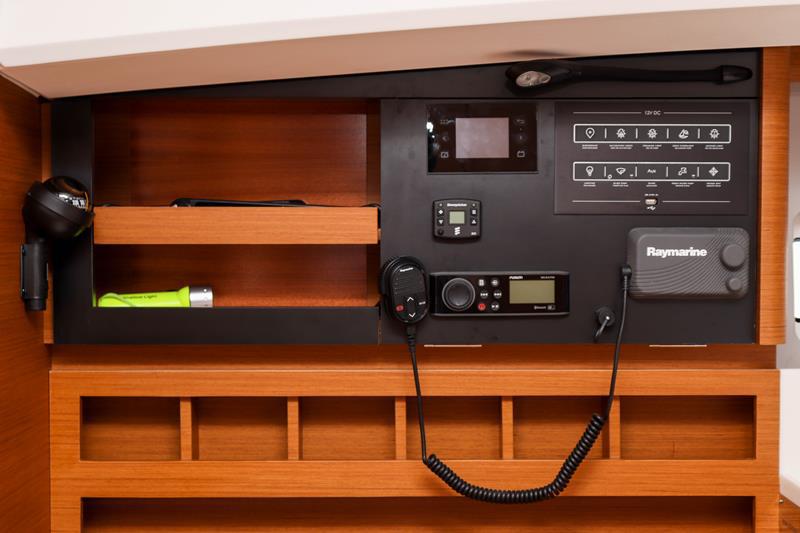 Book yachts online - sailboat - Sun Odyssey 440 - Ana   - rent