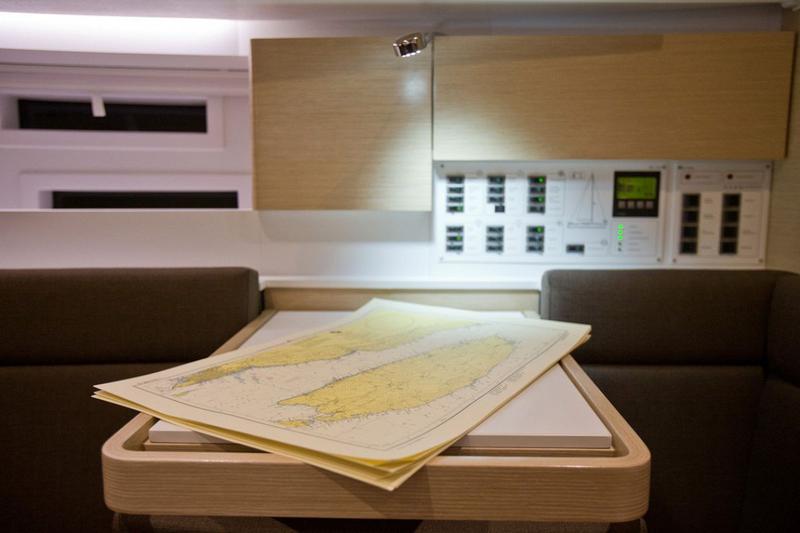 Book yachts online - sailboat - Elan 40 Impression - Black Jack - rent