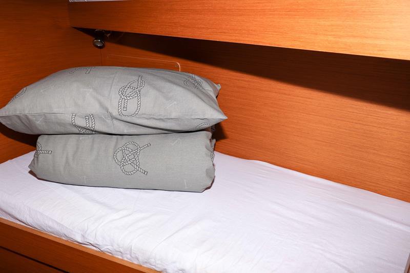 Book yachts online - sailboat - Sun Odyssey 449 - Nina - rent