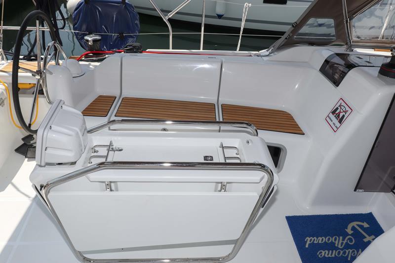 Book yachts online - sailboat - Sun Odyssey 449 - Nina - rent