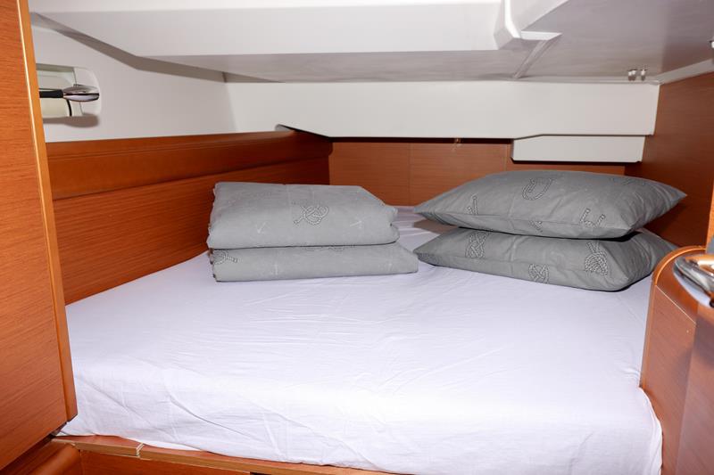 Book yachts online - sailboat - Sun Odyssey 449 - Nina - rent