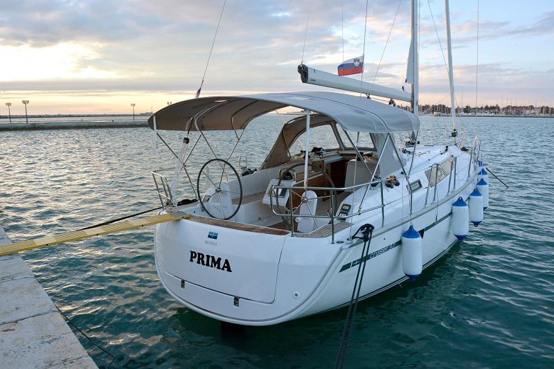 Book yachts online - sailboat - Bavaria Cruiser 37 - Prima - rent