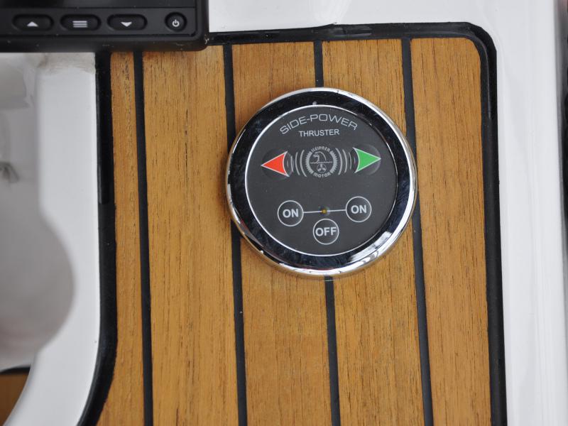 Book yachts online - sailboat - Bavaria Cruiser 37 - Polo - with bowthruster - rent