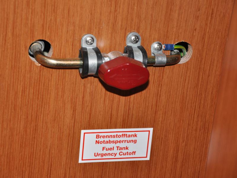 Book yachts online - sailboat - Bavaria Cruiser 37 - Polo - with bowthruster - rent