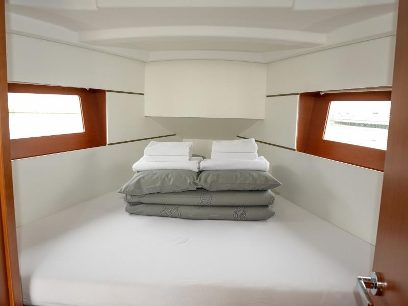 Book yachts online - sailboat - Oceanis 35.1 - Aquilo - rent