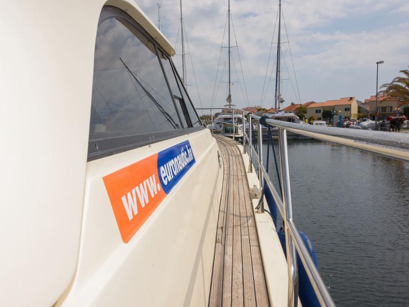 Book yachts online - motorboat - Adriana 44 - Stone Haven - rent