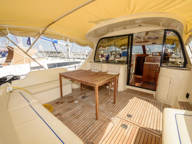 Book yachts online - motorboat - Adriana 44 - Stone Haven - rent