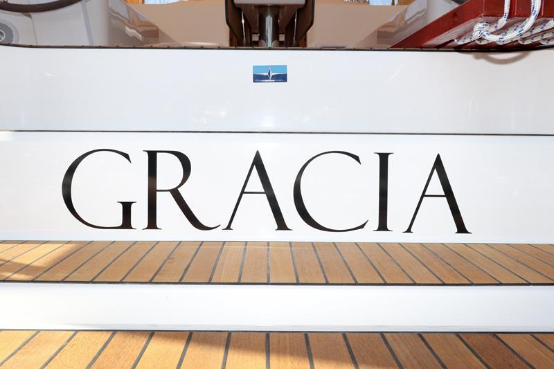 Book yachts online - sailboat - Bavaria Cruiser 46 - Gracia - rent