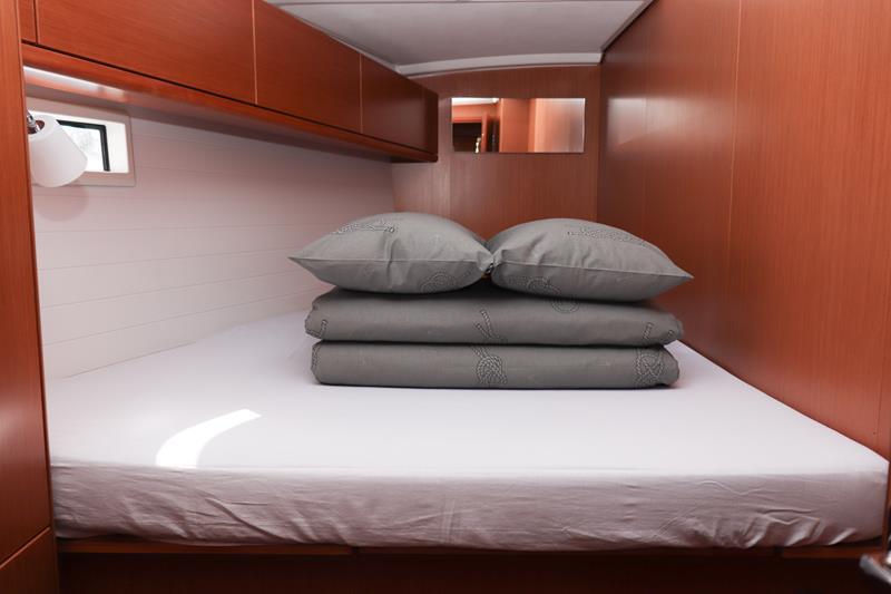 Book yachts online - sailboat - Bavaria Cruiser 46. - Avelina - rent