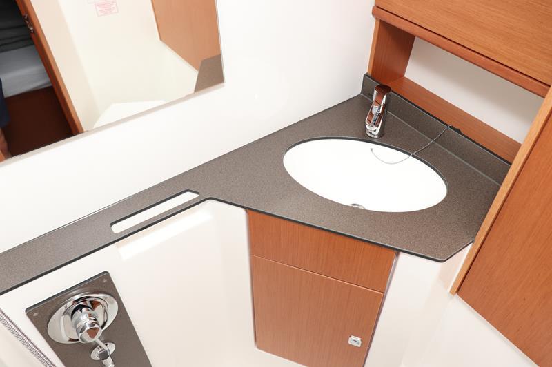 Book yachts online - sailboat - Bavaria Cruiser 46. - Avelina - rent