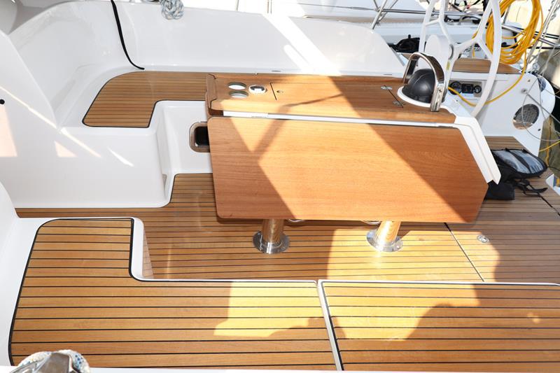 Book yachts online - sailboat - Bavaria Cruiser 46. - Avelina - rent