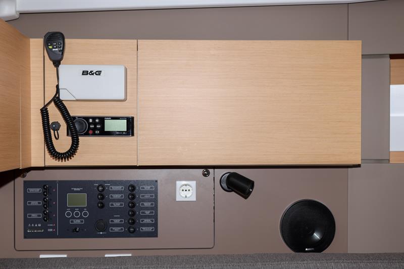 Book yachts online - sailboat - Oceanis 38.1 - Dama - rent