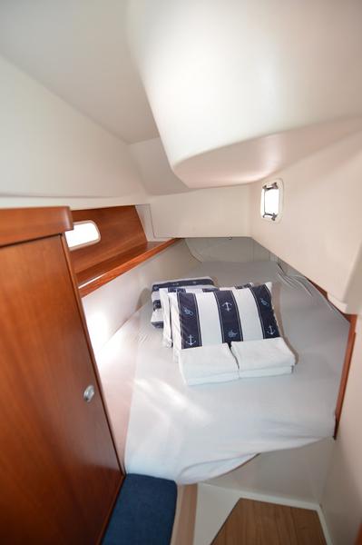 Book yachts online - sailboat - Hanse 320 - Annina - rent