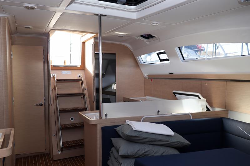 Book yachts online - sailboat - Elan 45 Impression - Goldfinger  - rent