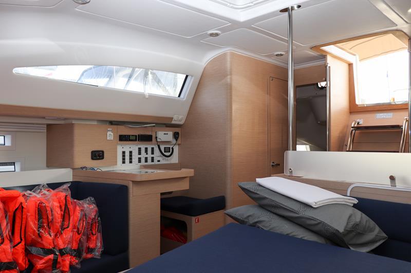 Book yachts online - sailboat - Elan 45 Impression - Goldfinger  - rent