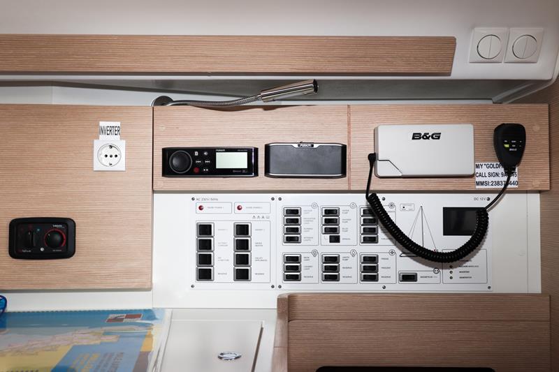 Book yachts online - sailboat - Elan 45 Impression - Goldfinger  - rent