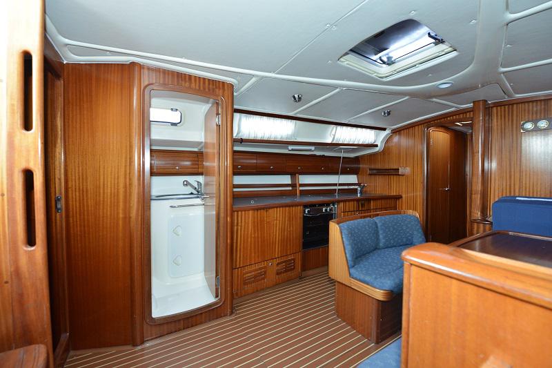 Book yachts online - sailboat - Bavaria 44 Cruiser - Moneta  - rent