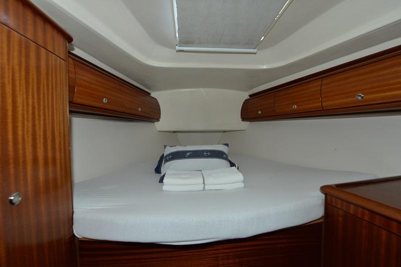 Book yachts online - sailboat - Bavaria 44 Cruiser - Moneta  - rent