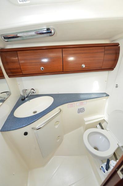 Book yachts online - sailboat - Bavaria 44 Cruiser - Moneta  - rent