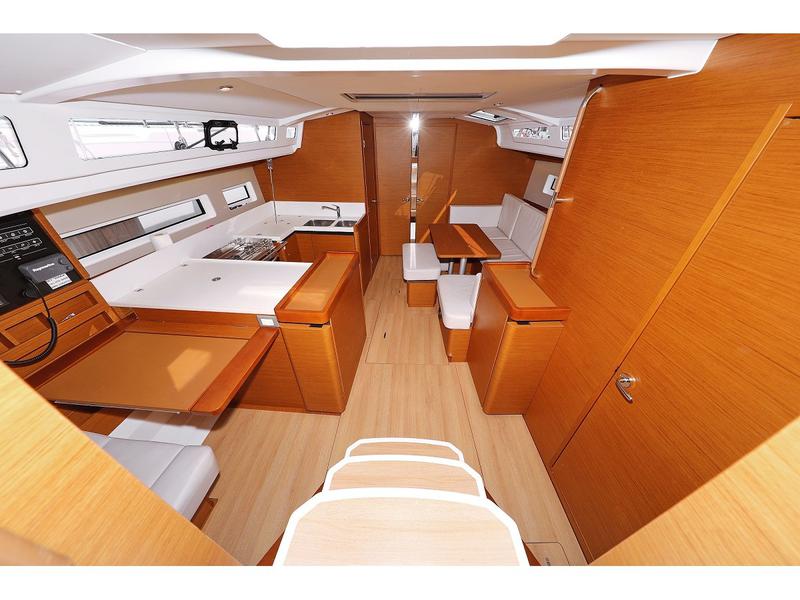 Book yachts online - sailboat - Sun Odyssey 440 - Waka - rent