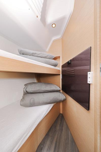 Book yachts online - sailboat - Elan  50 Impression - Abena - rent