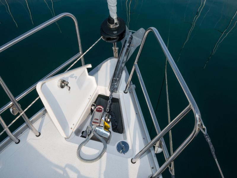 Book yachts online - sailboat - Bavaria Cruiser 37 - Rea - rent