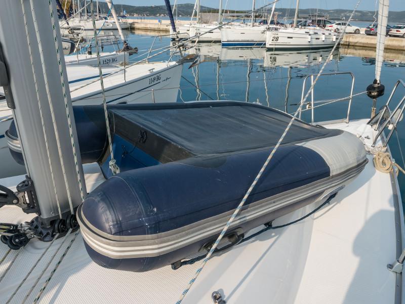 Book yachts online - sailboat - Bavaria Cruiser 37 - Rea - rent