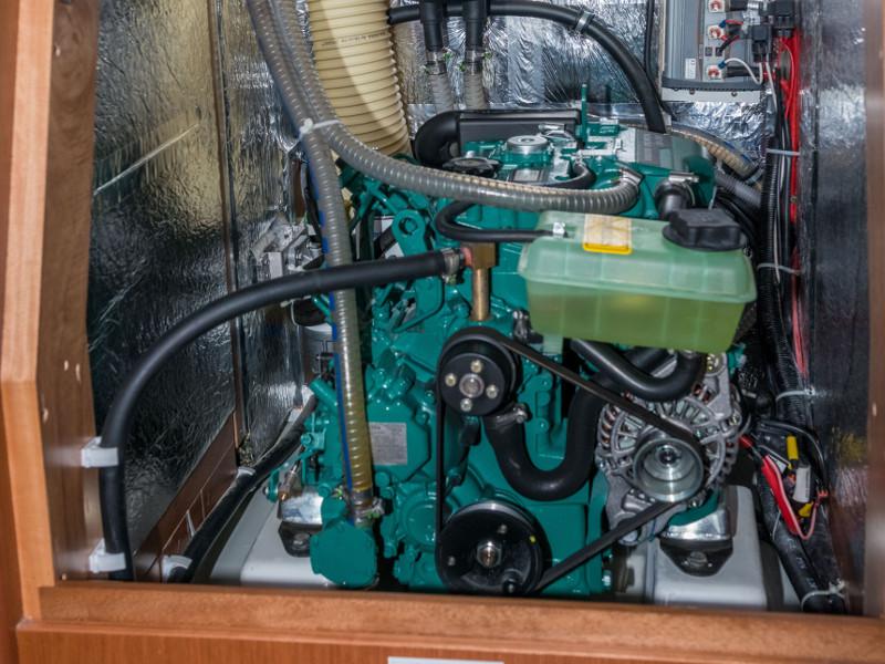 Book yachts online - sailboat - Bavaria Cruiser 37 - Rea - rent