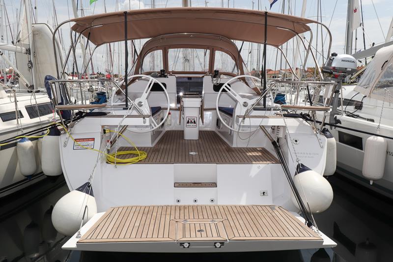 Book yachts online - sailboat - Elan 45 Impression - Indiana - rent