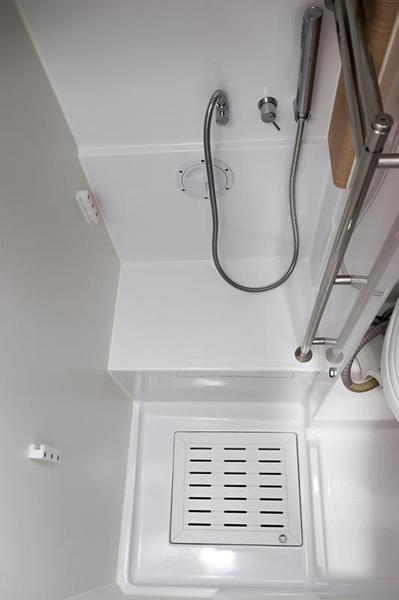 Book yachts online - sailboat - Elan 45 Impression - Octopussy  - rent