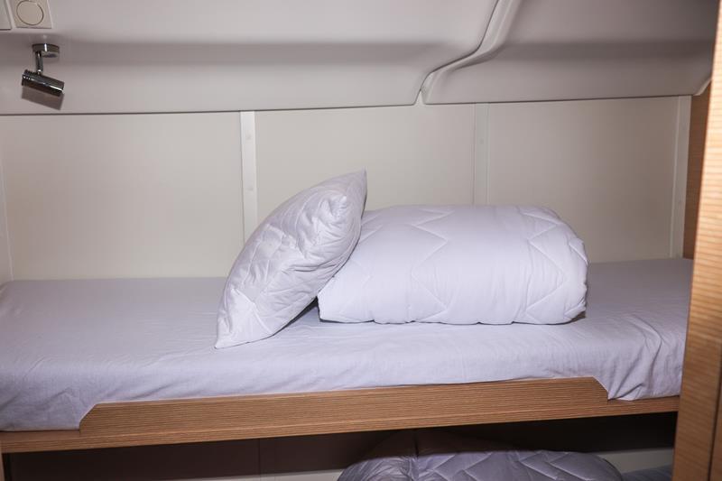 Book yachts online - sailboat - Elan 45 Impression - Octopussy  - rent