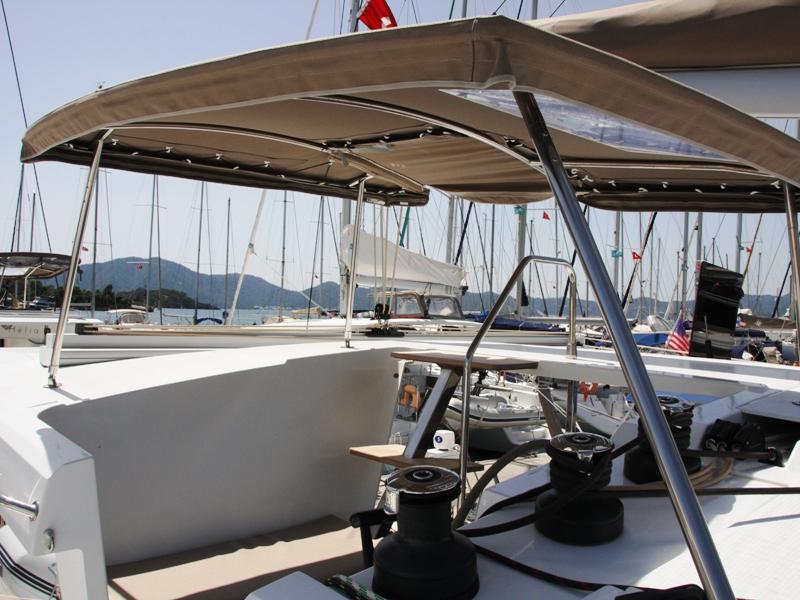 Book yachts online - catamaran - Lucia 40 - Sky Maria - rent