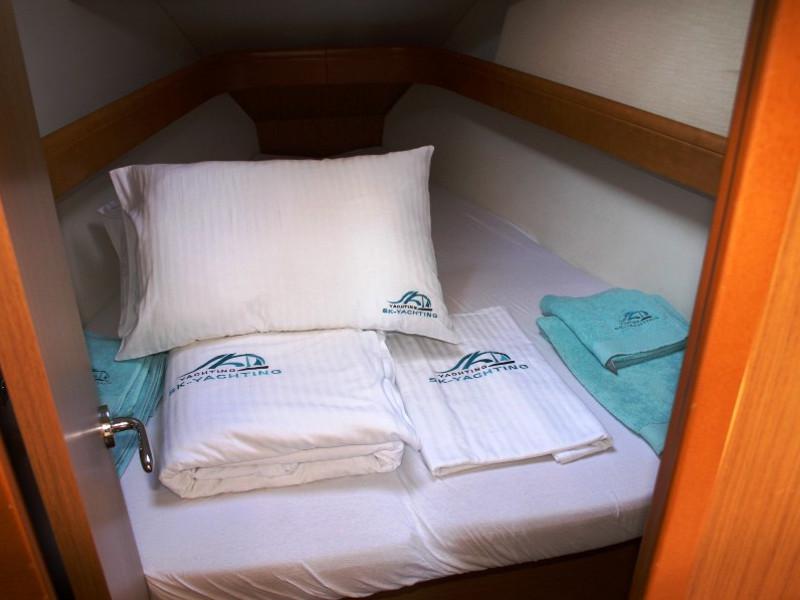 Book yachts online - sailboat - Sun Odyssey 36i - Schnecke - rent