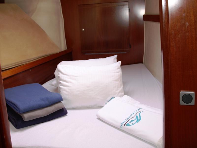 Book yachts online - catamaran - Belize 43 Q - The Big Easy - rent