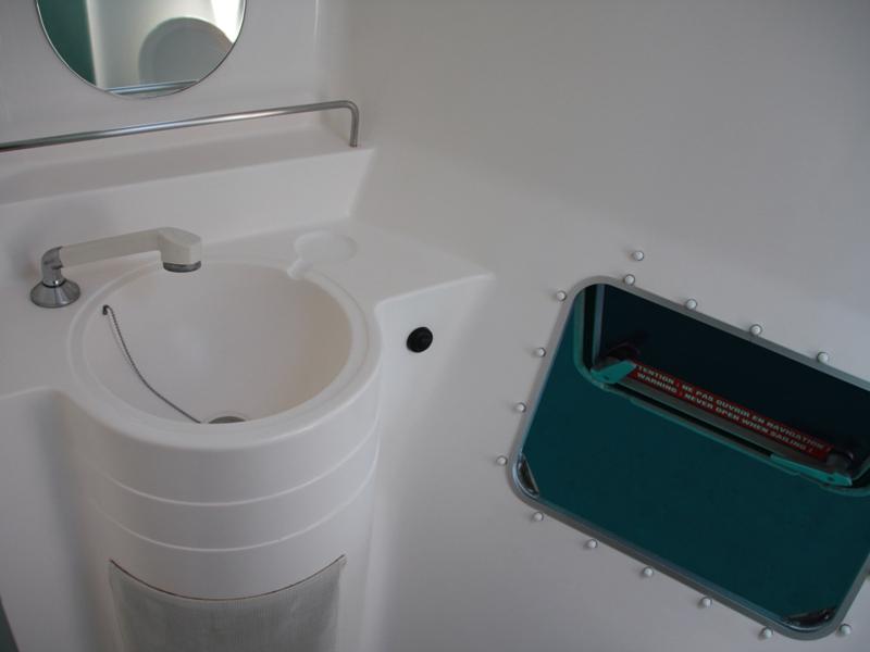 Book yachts online - catamaran - Athena 38 - Andromeda 1 - rent