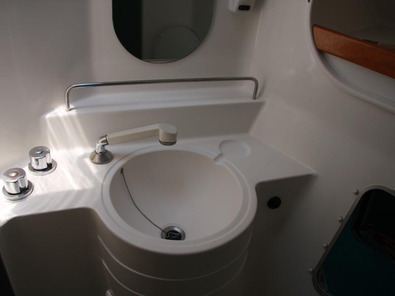 Book yachts online - catamaran - Athena 38 - Andromeda 1 - rent