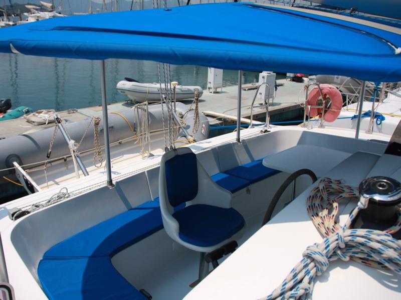 Book yachts online - catamaran - Athena 38 - Andromeda 1 - rent