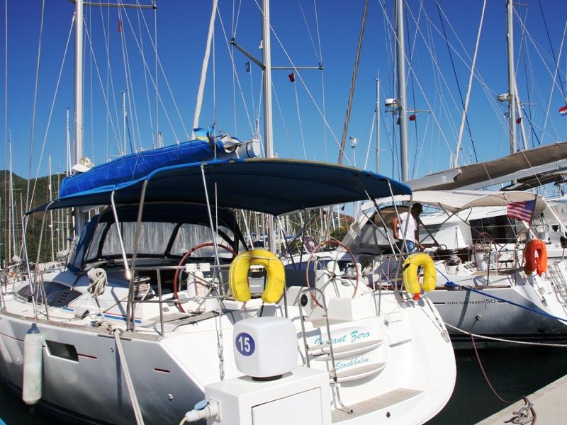 Book yachts online - sailboat - Jeanneau 53 - Instant Zero - rent