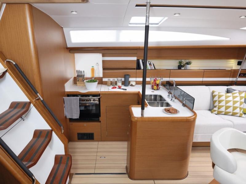 Book yachts online - sailboat - Jeanneau 53 - Instant Zero - rent