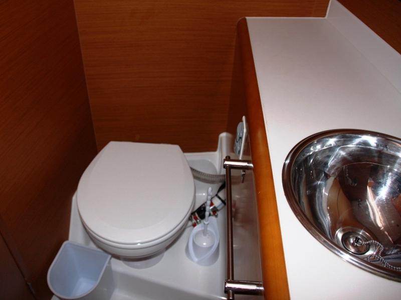 Book yachts online - sailboat - Sun Odyssey 439 - Code - rent