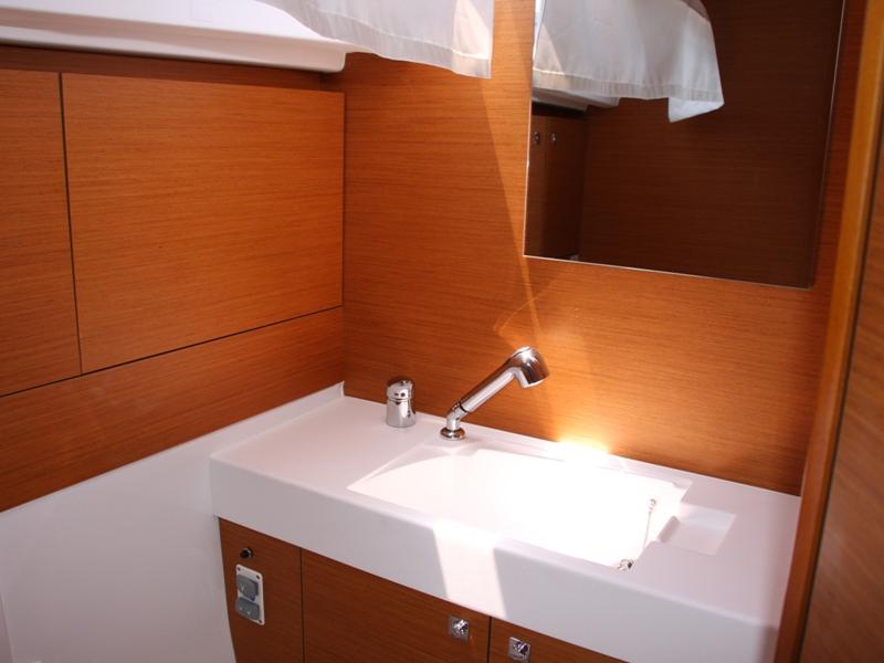 Book yachts online - sailboat - Sun Odyssey 479 - Sky Selin - rent