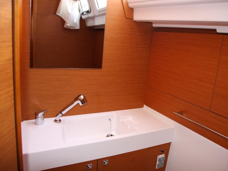 Book yachts online - sailboat - Sun Odyssey 479 - Sky Selin - rent