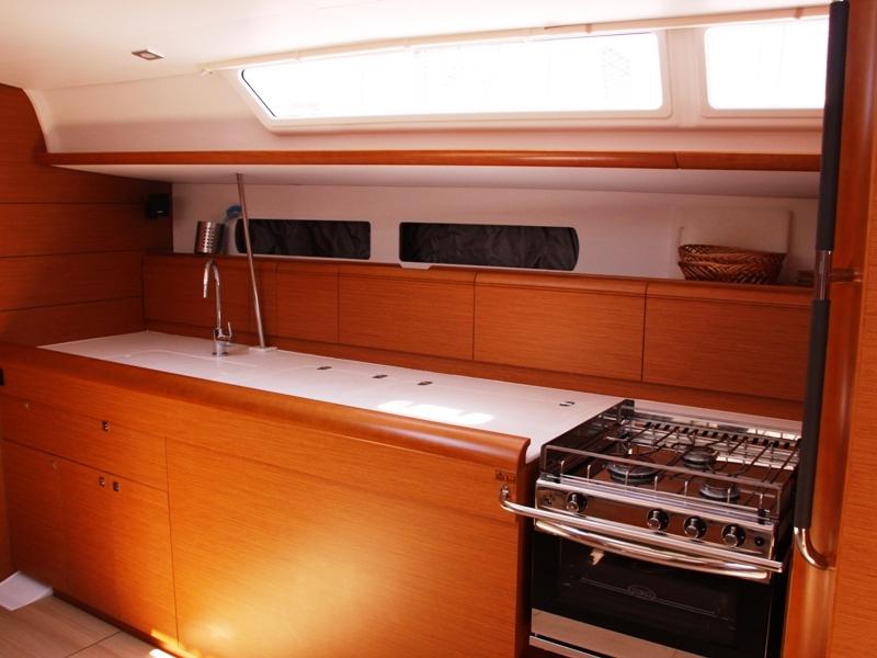 Book yachts online - sailboat - Sun Odyssey 479 - Sky Selin - rent
