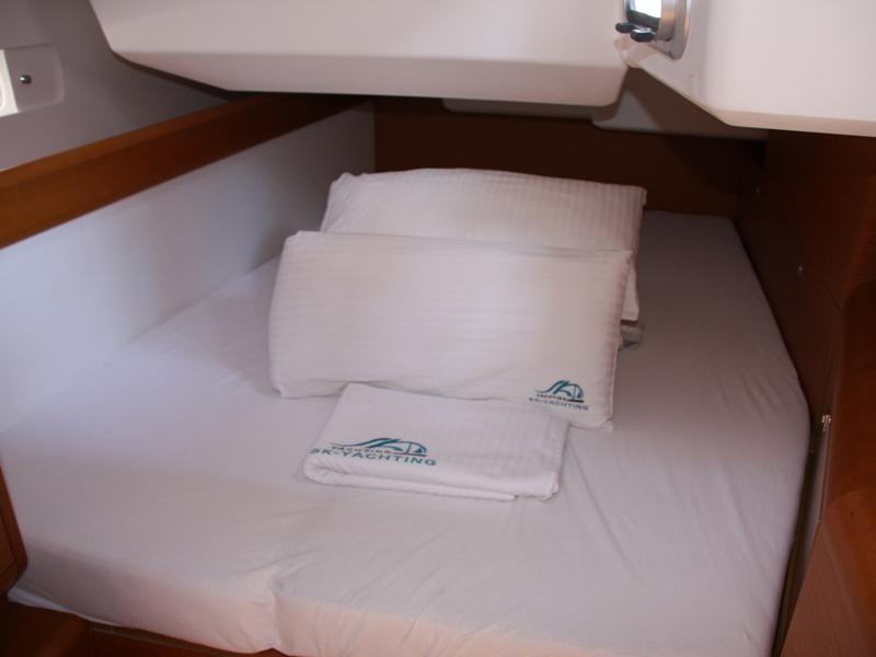 Book yachts online - sailboat - Sun Odyssey 479 - Sky Selin - rent