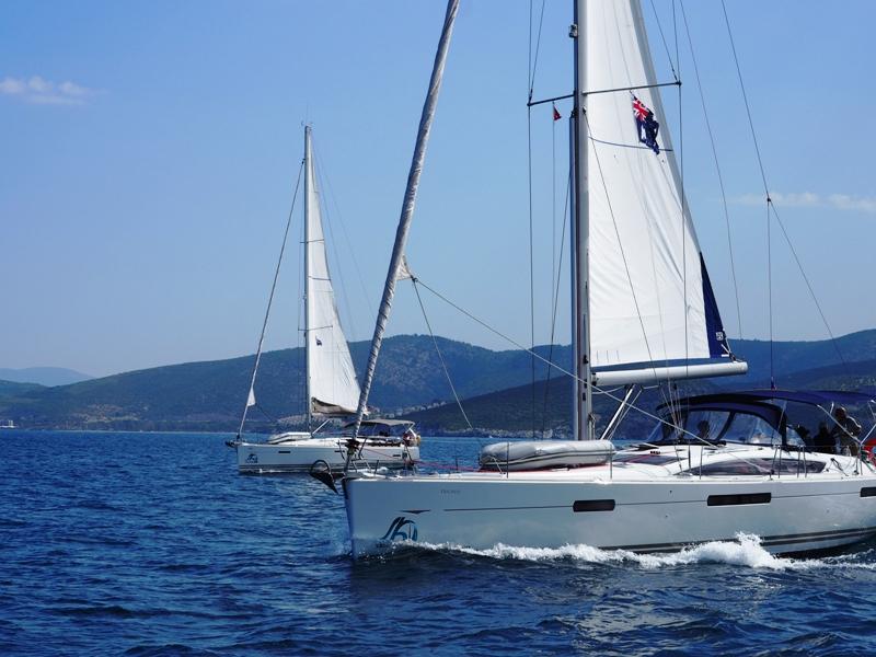 Book yachts online - sailboat - Jeanneau 53 - Nazli Denizim - rent