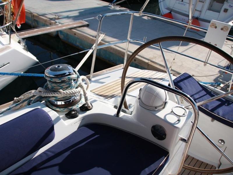 Book yachts online - sailboat - Jeanneau 53 - Nazli Denizim - rent
