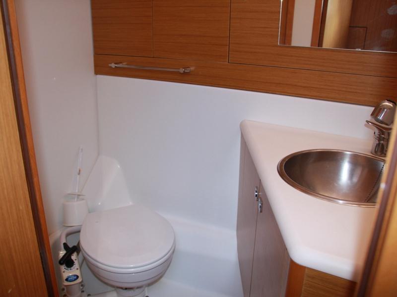 Book yachts online - sailboat - Jeanneau 53 - Nazli Denizim - rent