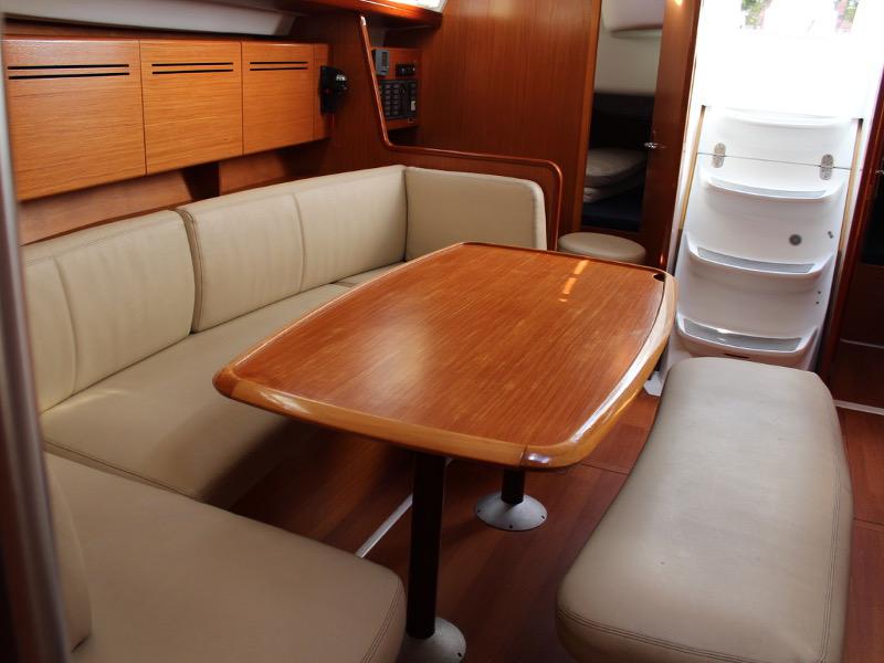 Book yachts online - sailboat - Cyclades 43.4. - Galata - rent